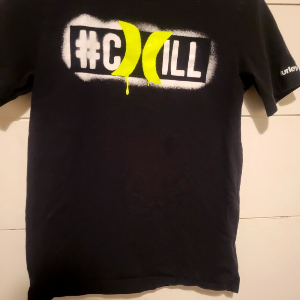 Boys Hurley tee size large 12/13.